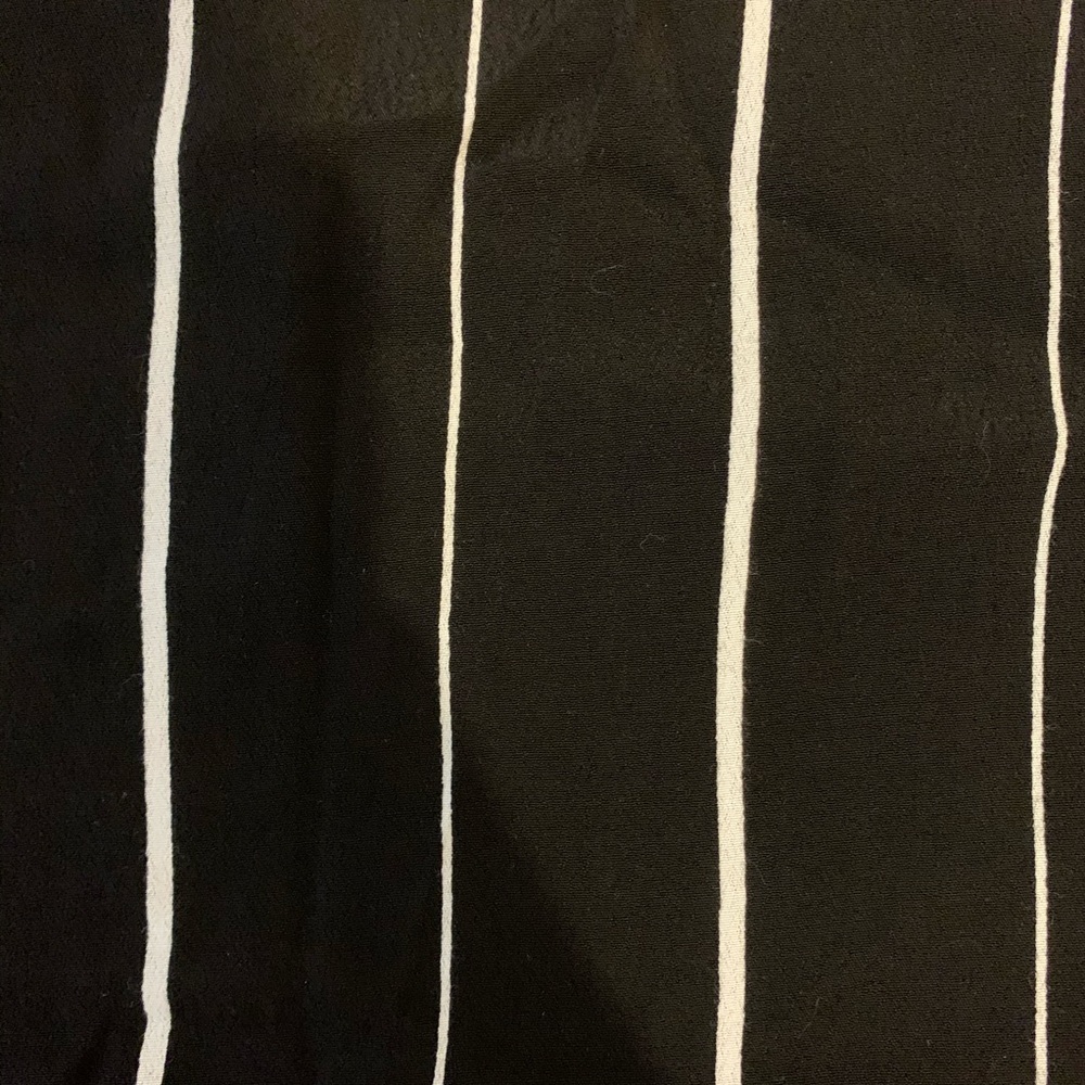 NWOT Off shoulder stripe dress Size XS - Picture 3 of 4